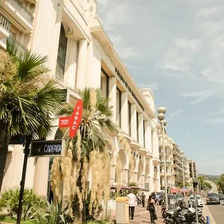 La Promenade Des Anglais Apartment *