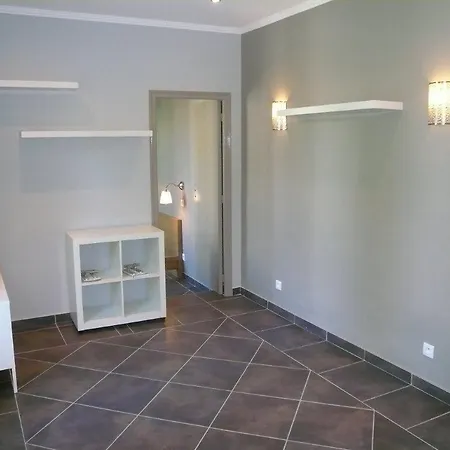 Carlone Apartment *