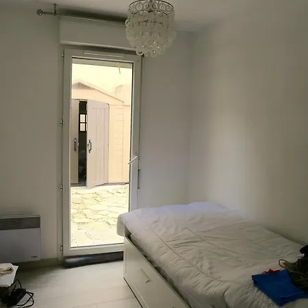 La Maison Naomi Apartment