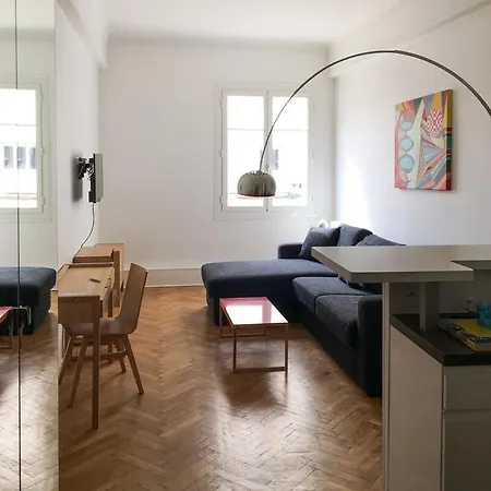 Apartment Dante *