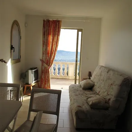 Bellevue Villa *