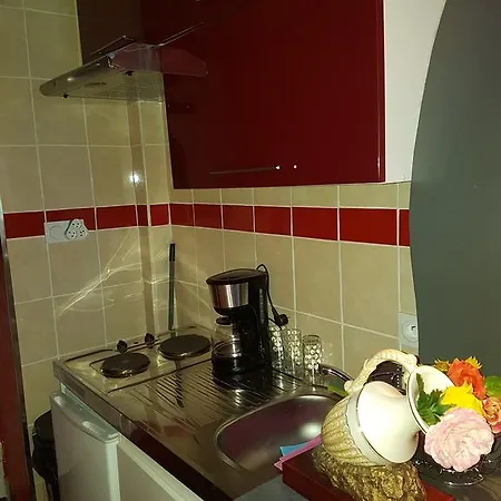 Luxe Buffa Apartment