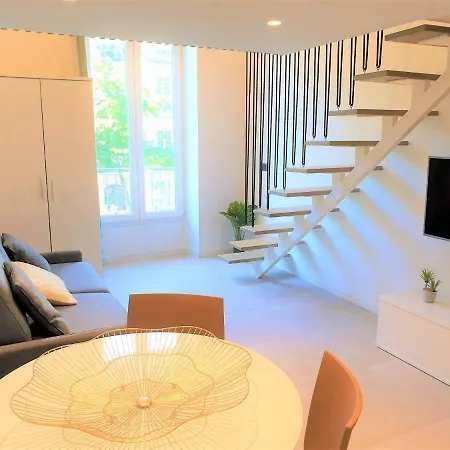 Duplex Centre 204 Apartment *
