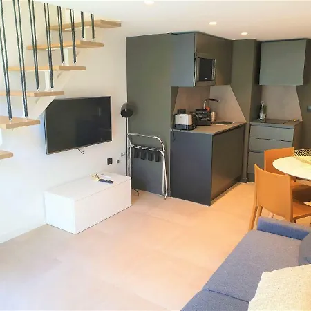 Apartment Duplex Centre 204 *