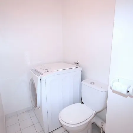 France, Nice, Long In Old Town, Castle Hill Apartment *