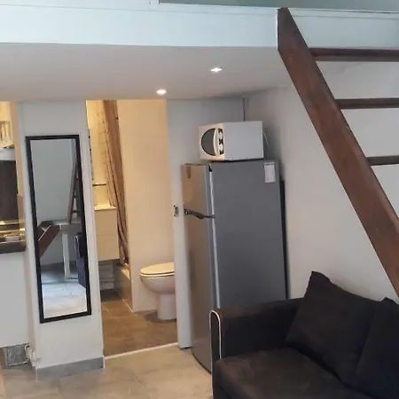Backpackers S1 & S2 Apartment