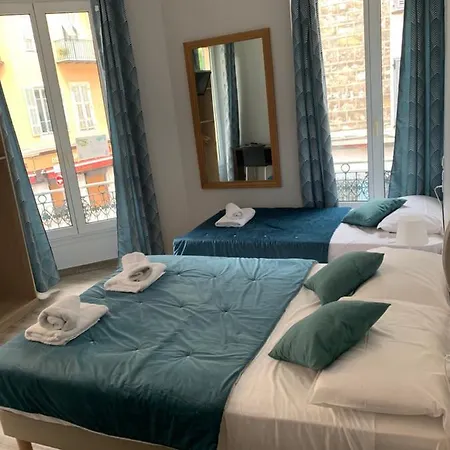 Hotel Le Etoile 2*