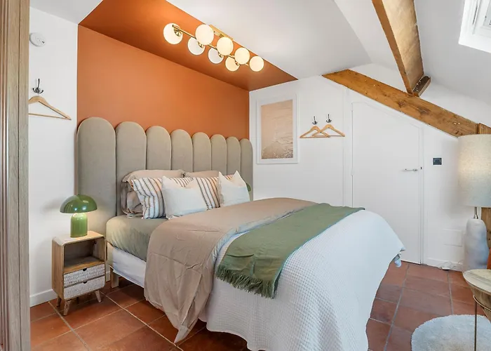 Nice Renting - Gounod - Haven Retreat Under Roof Air-Conditioned