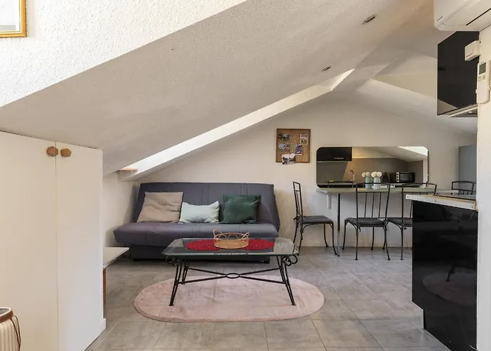 Perchoir Dans La Vieille Ville