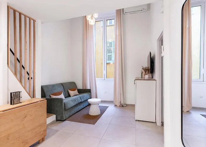 2 Pieces Dans Le Vieux Nice - A 3 Min De La Mer Et Du Celebre Cours Saleya