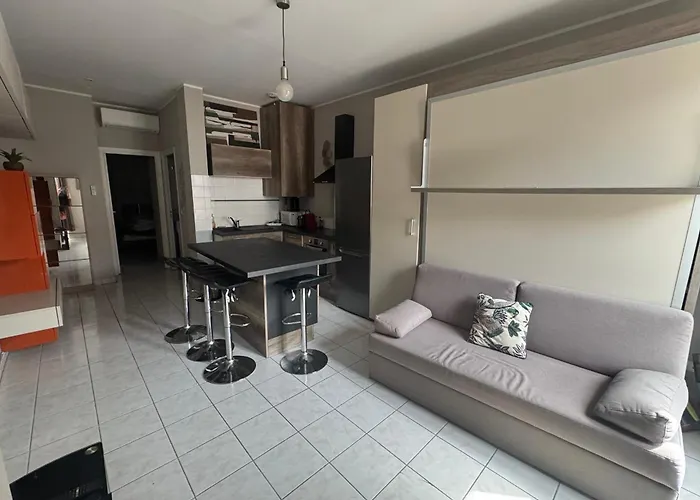 Apartment 2 Rooms With Wifi In The Heart Of Nice