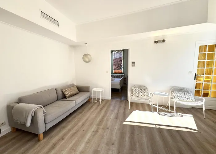 Cc Ot L Atelier Du Collet Old Town Promenade Des Anglais