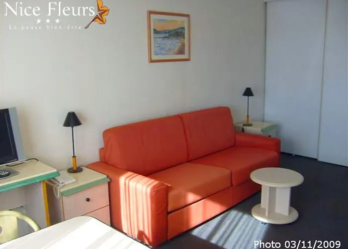Nice Fleurs Apart\'Hotel
