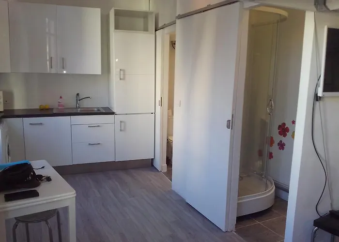 Nice Apartment Backpackers S1 & S2