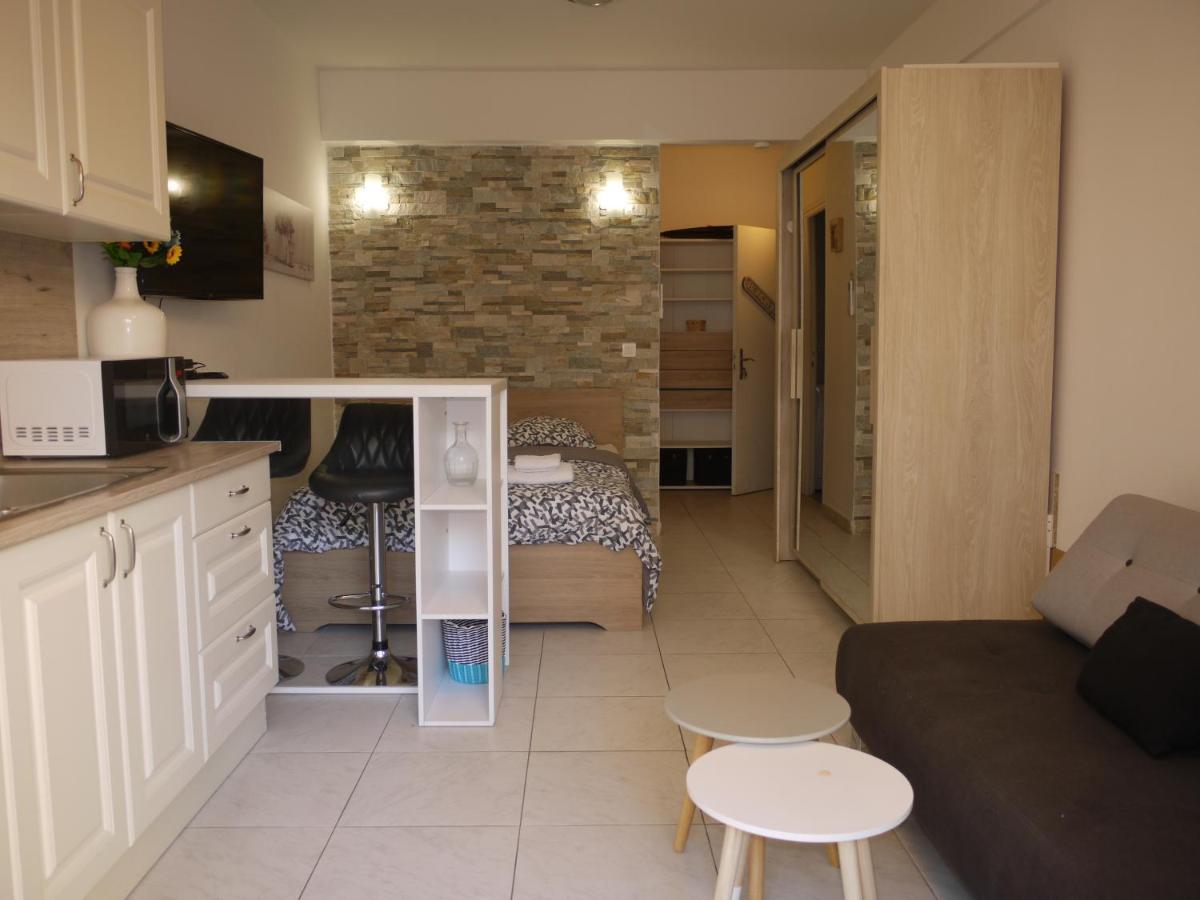- A Modern Flat In * Nice