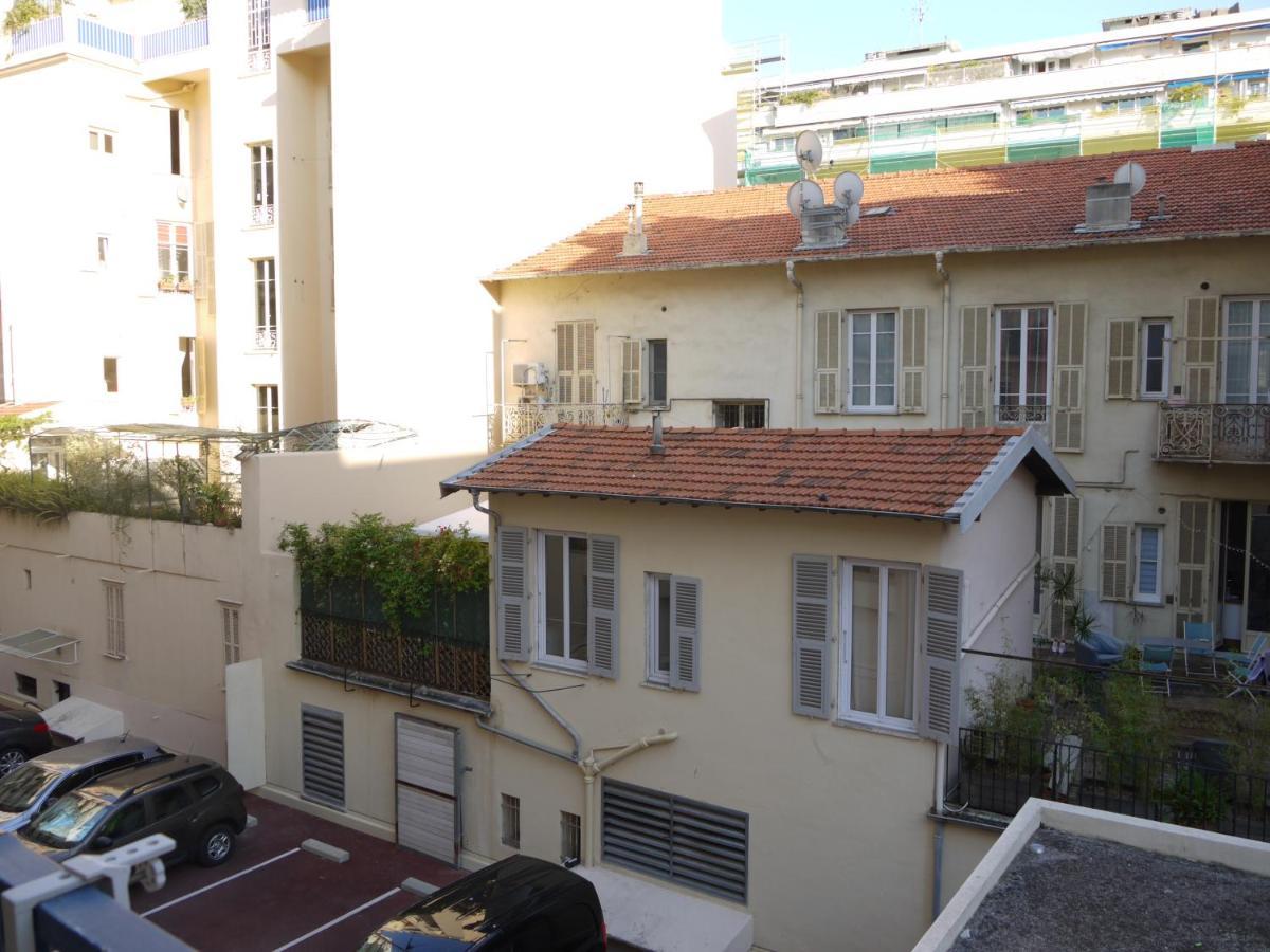 Apartment - A Modern Flat In