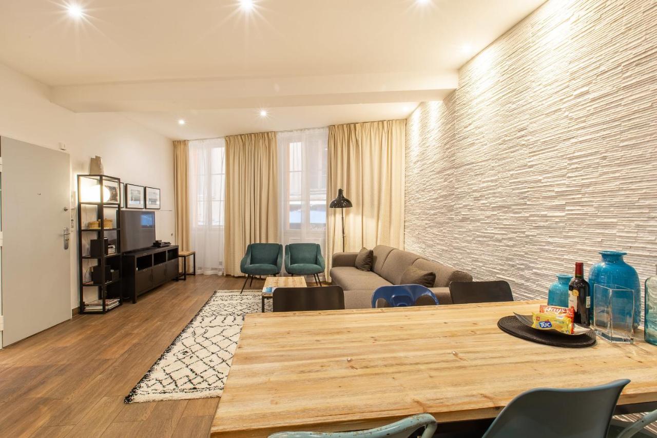 Apartment Coulee Verte 2 Bedrooms In The Old Town At 5 Min From The Sea