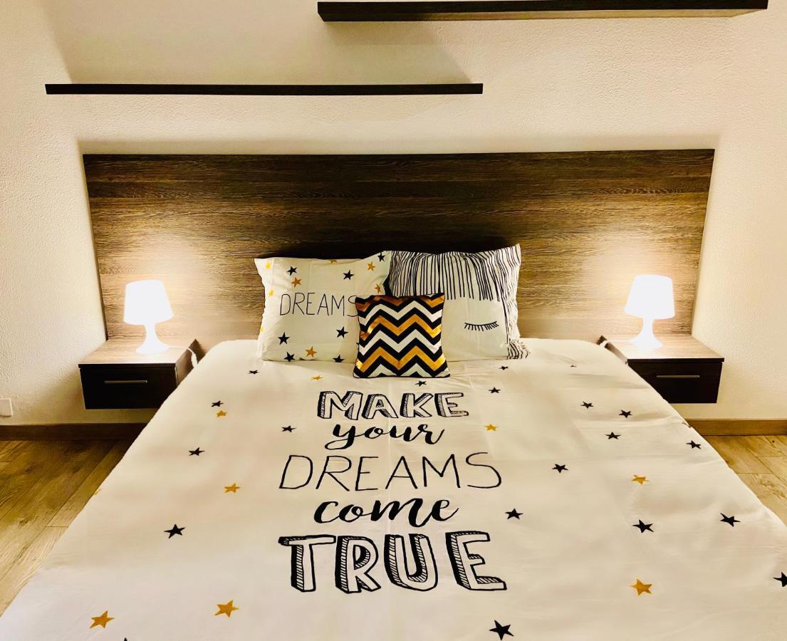 Palais Elisabeth Promenade Des