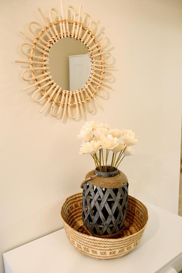 Le Jardin Du Port Apartment