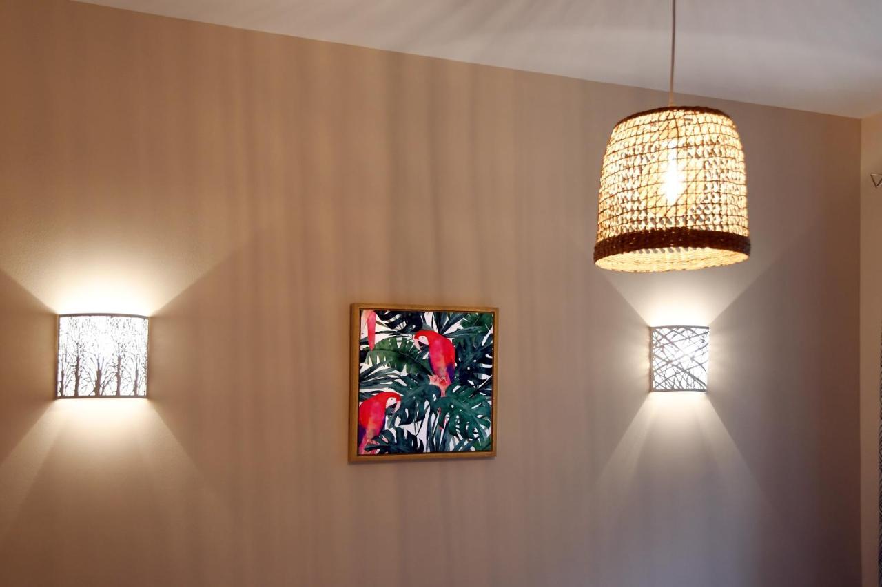 Apartment Le Jardin Du Port Nice