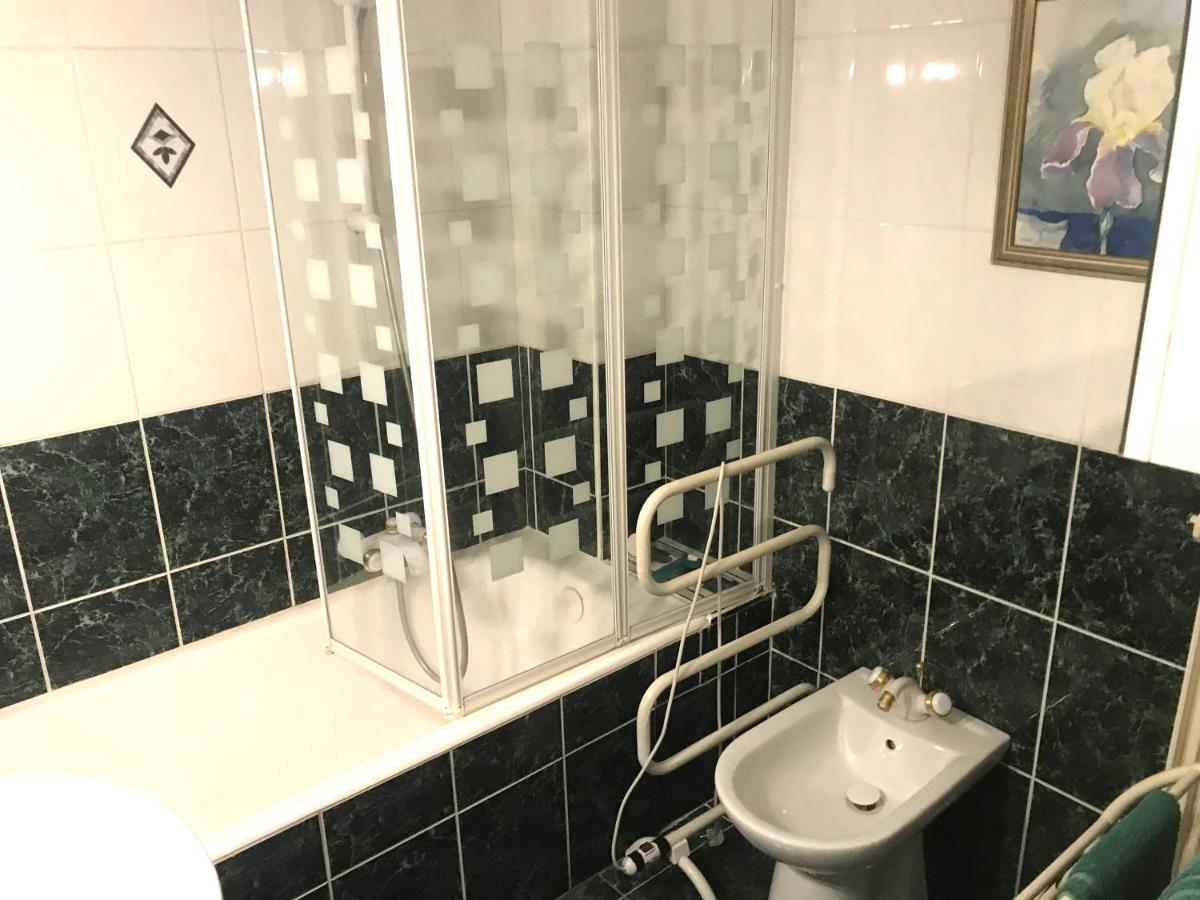 Apartment Chill Out Apartment, 2 Mins From *