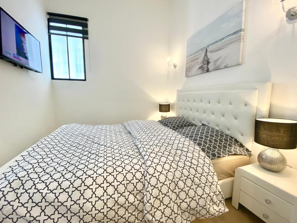 Lamartine- Heart Of Center- Modern And Design Flat * Nice