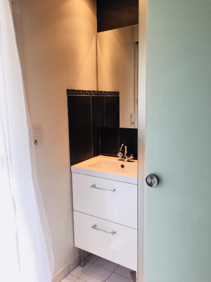 Le Californie Cote D'azur Les Pieds Dans L'eau Apartment *