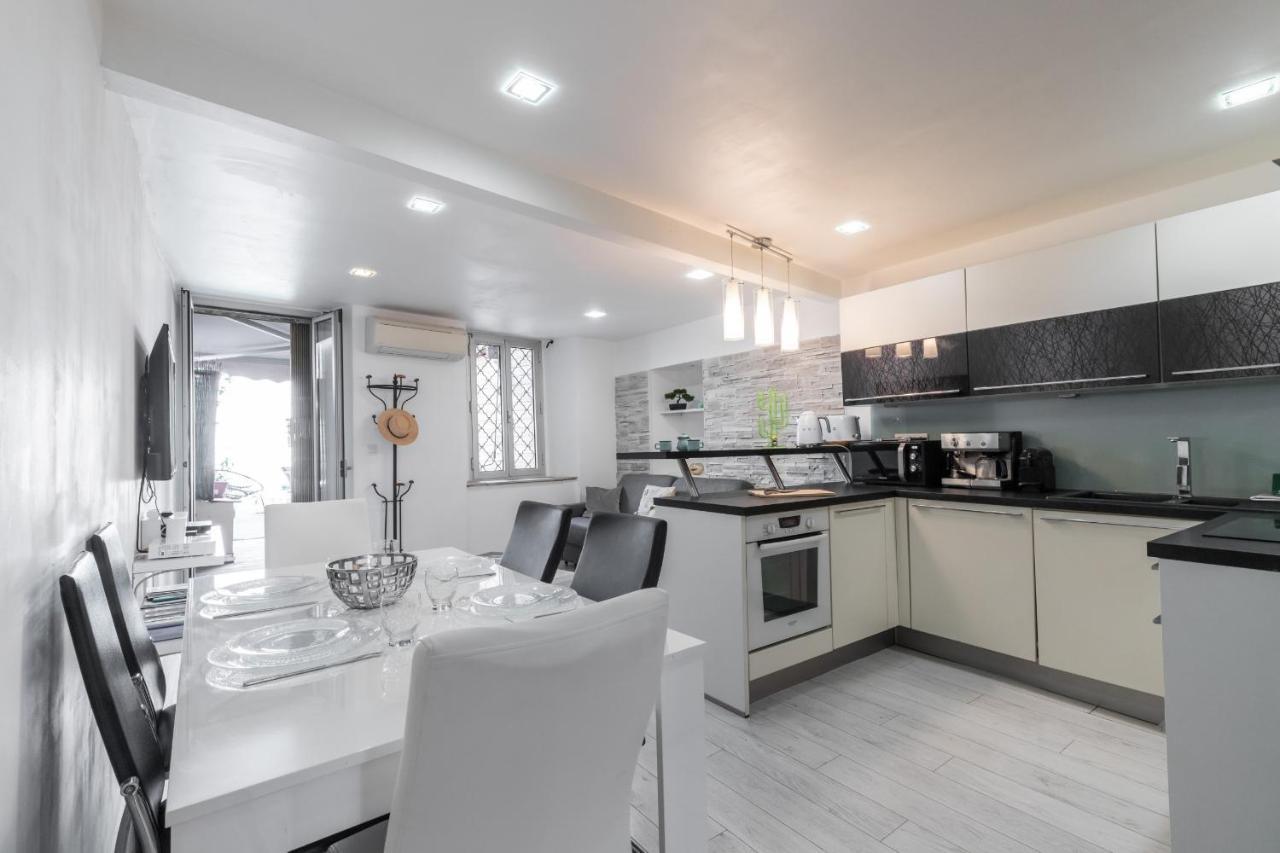 Amazing 3 Bdrs And Garden Place Du Pin Parking ! Apartment *