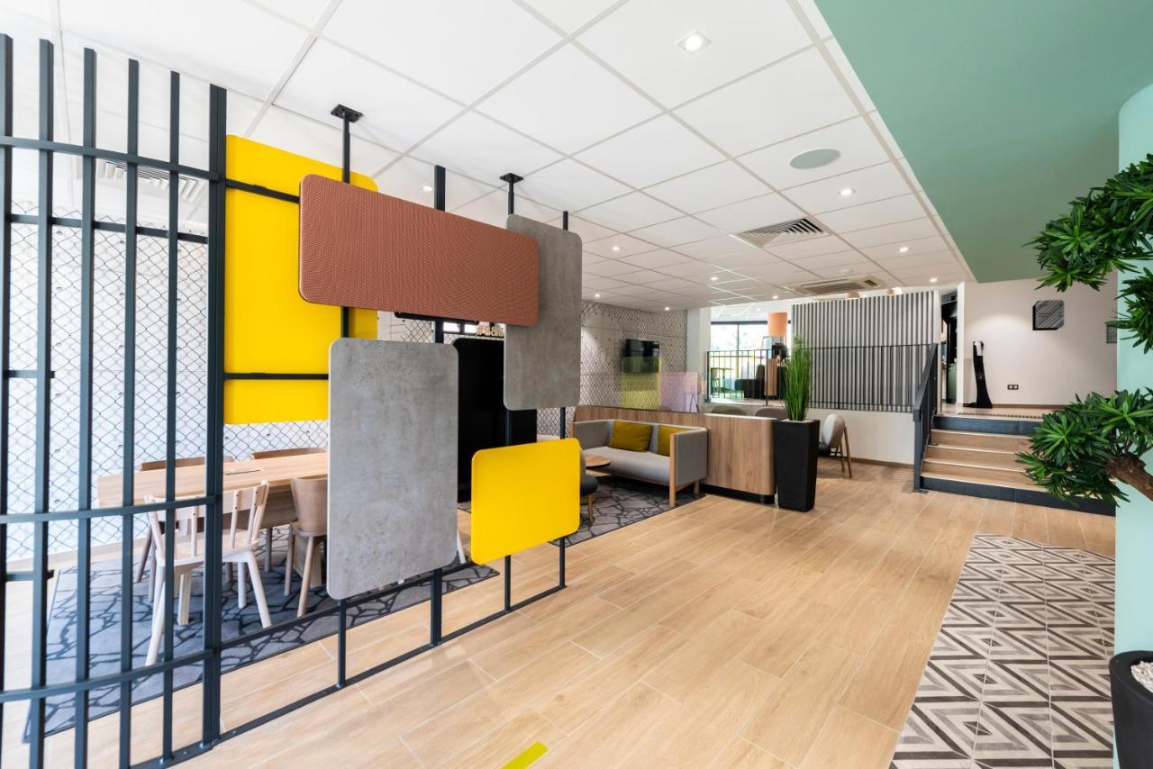 Aeroport Arenas Hotel 3*