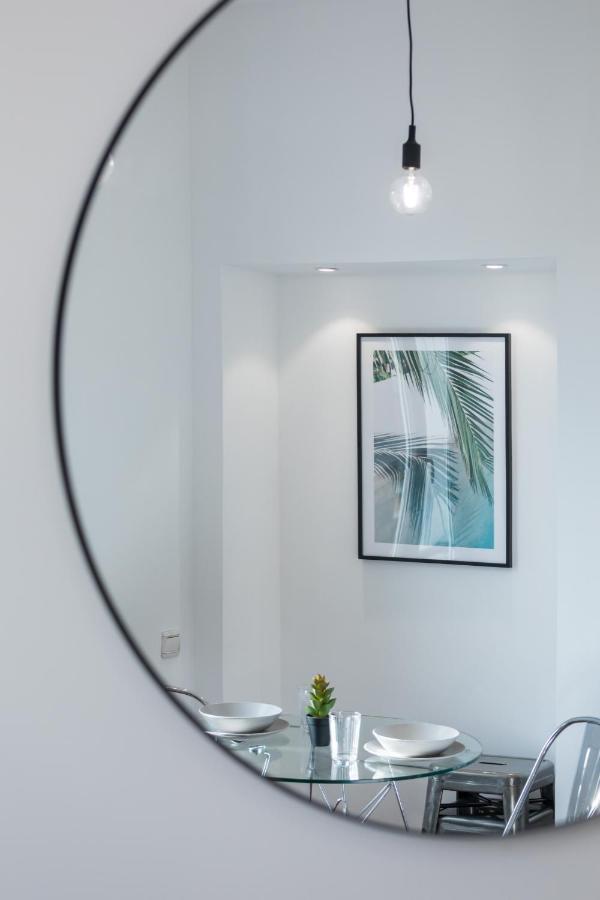 7 Medecin - Place Massena - 2p - Lumineux - Climatise Appartement