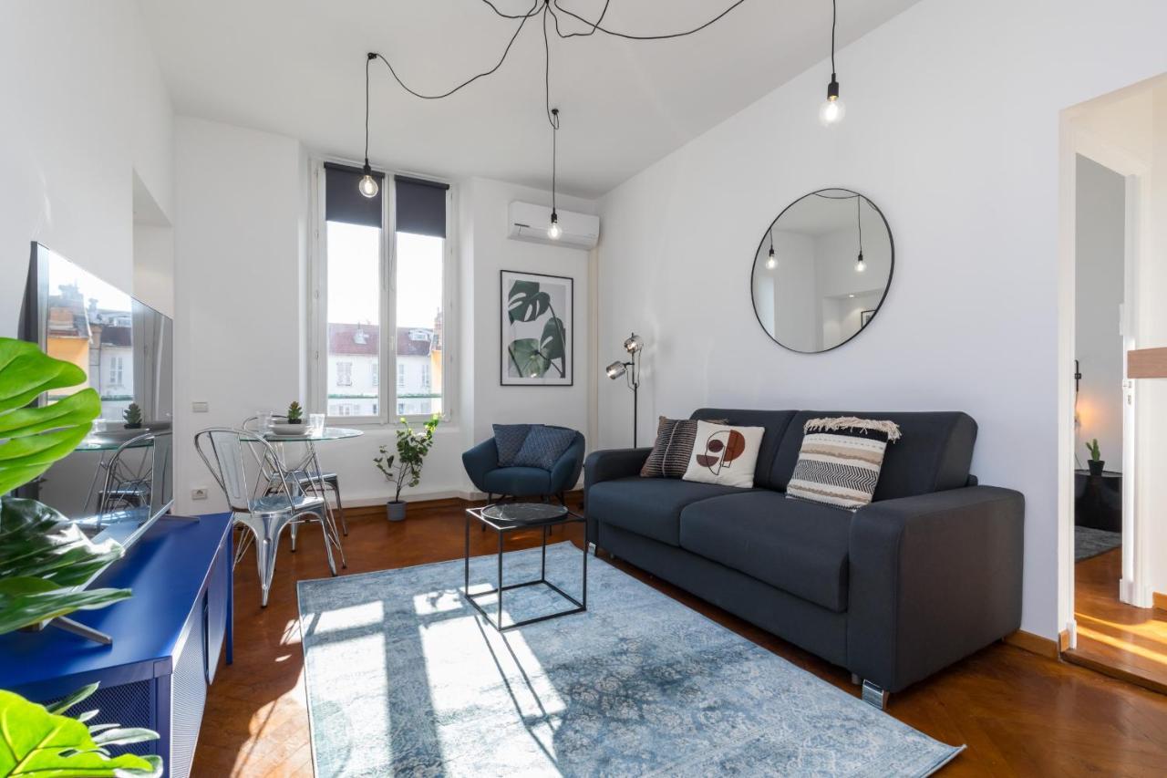 Appartement 7 Medecin - Place Massena - 2p - Lumineux - Climatise *
