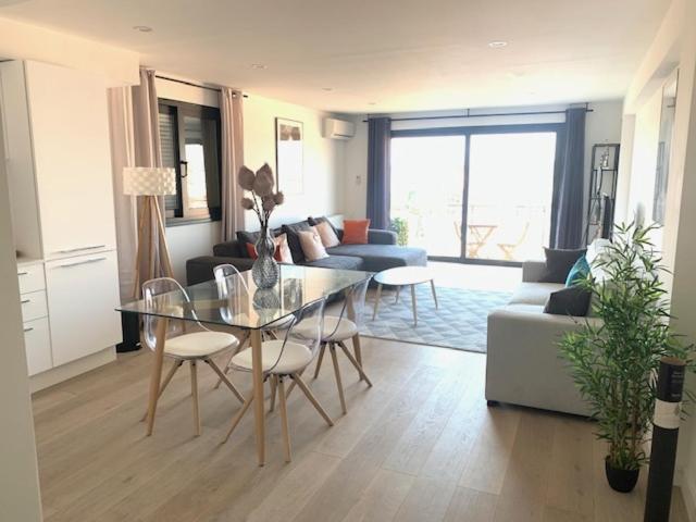Les Volets Bleus Appartement *