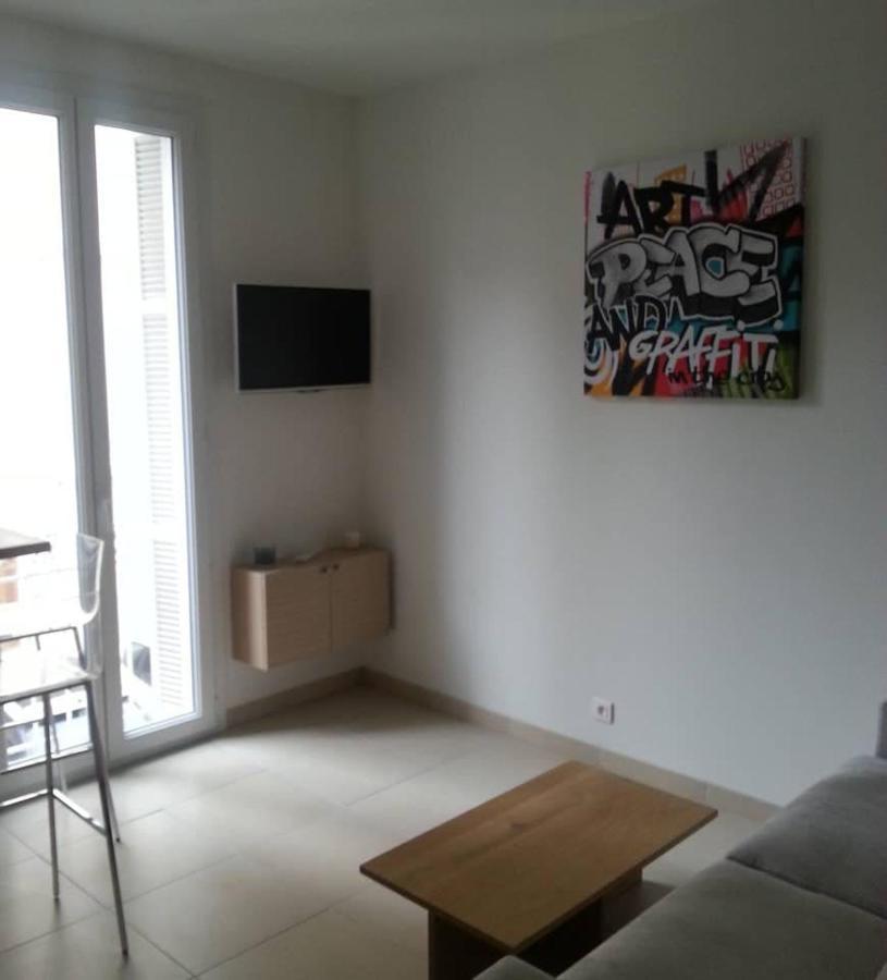 City Center Beautiful Studio *