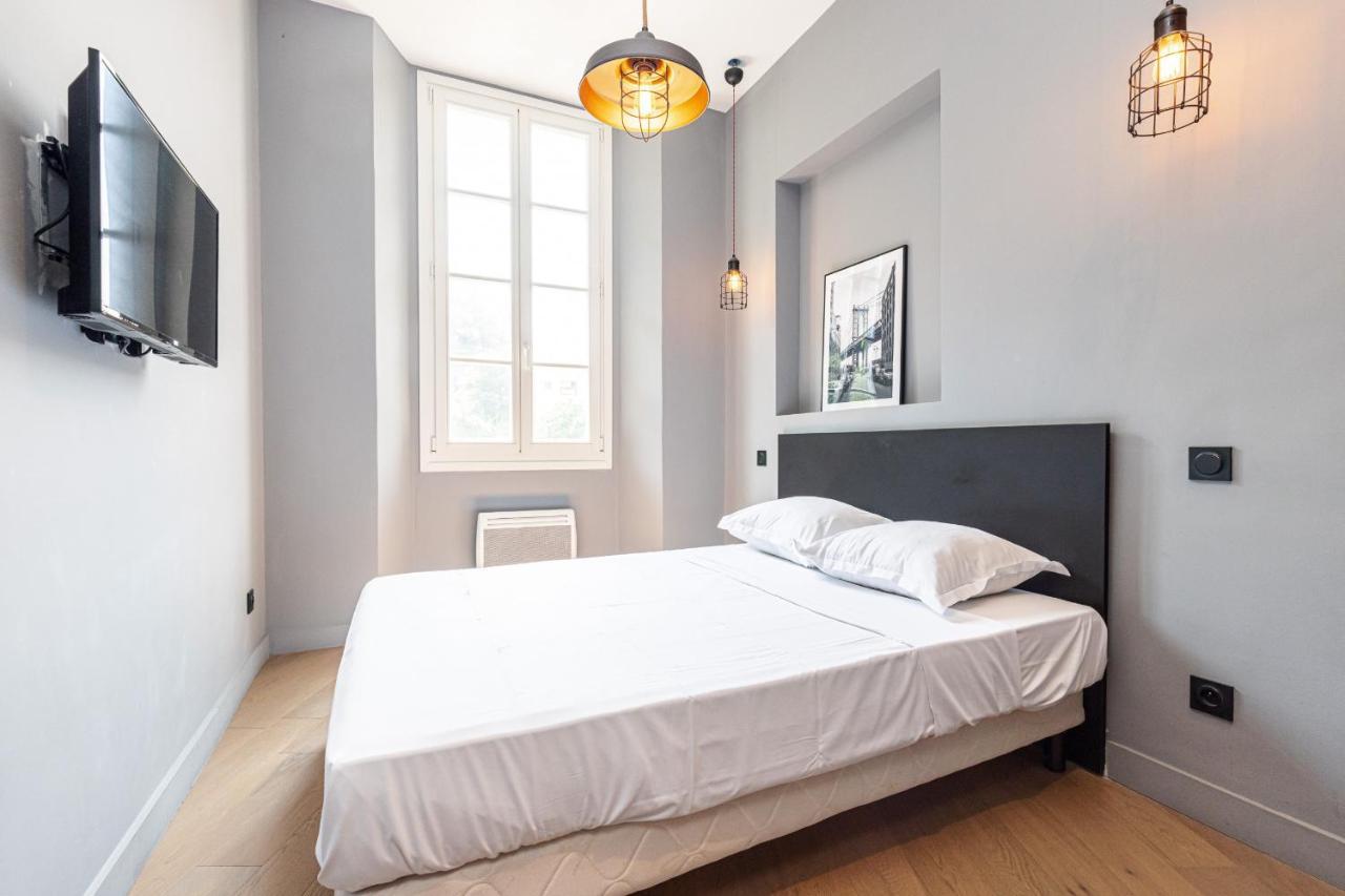 Smartbnb - Magnifique 2 Pieces - Port - Garibaldi Apartment