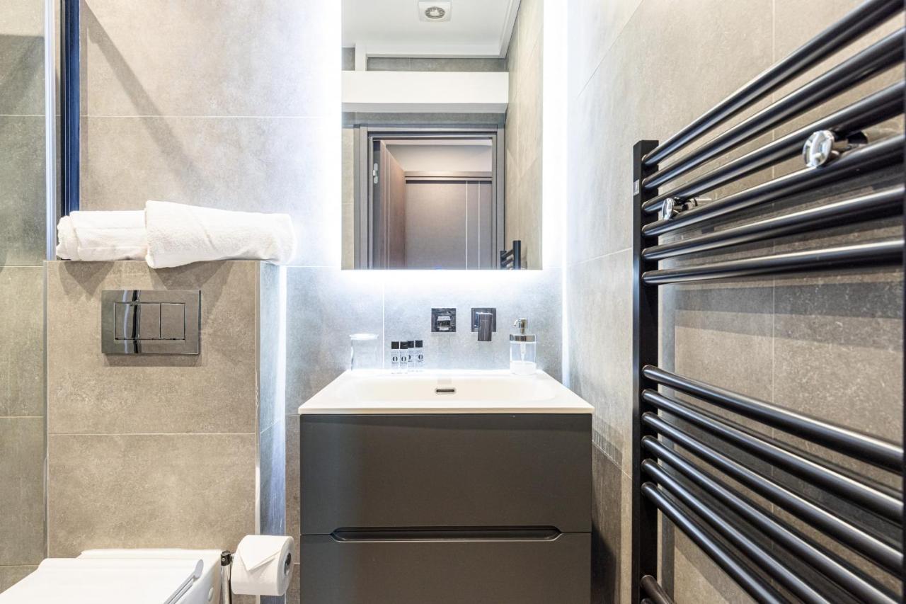 Smartbnb - Magnifique 2 Pieces - Port - Garibaldi Apartment *