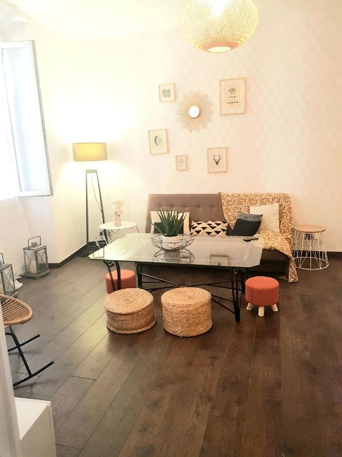 Beautiful Old Town Home - 2 Bedrooms Apartment Apartment