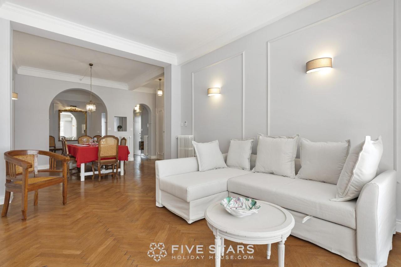 Venus Fshh Apartment *