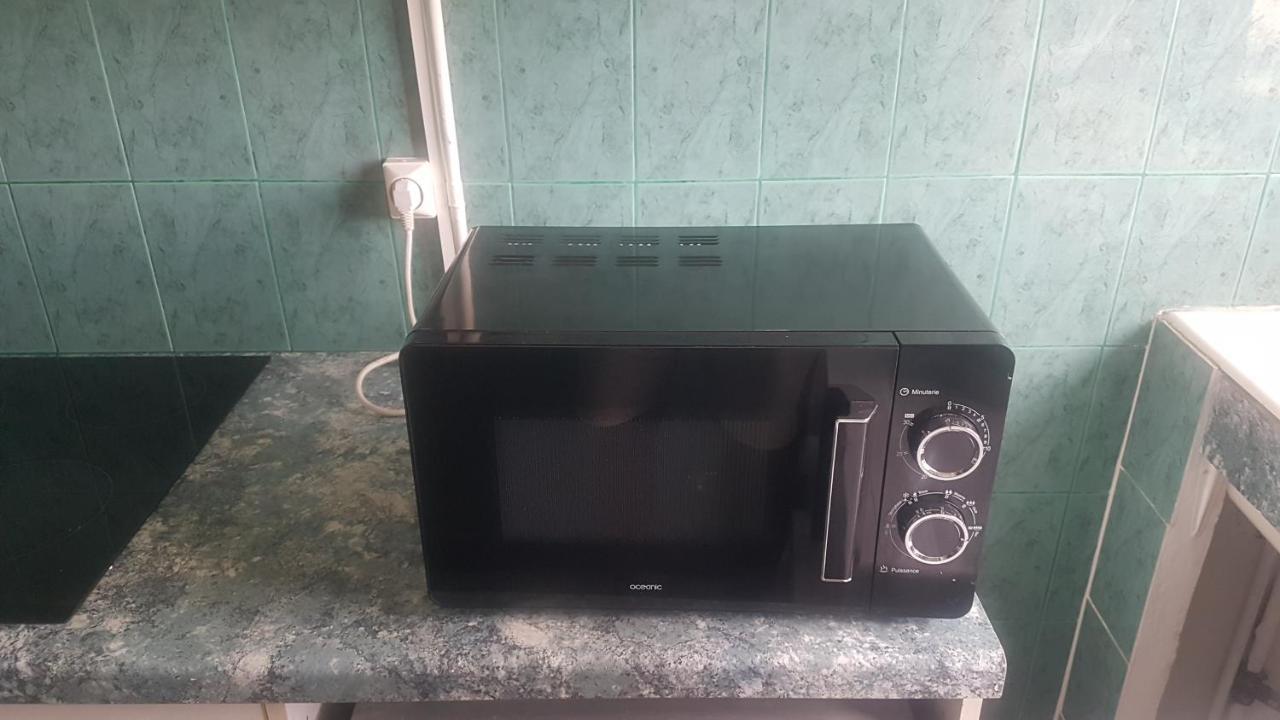 Seaside Tram Haven: Budget-friendly With Kitchen And Views *