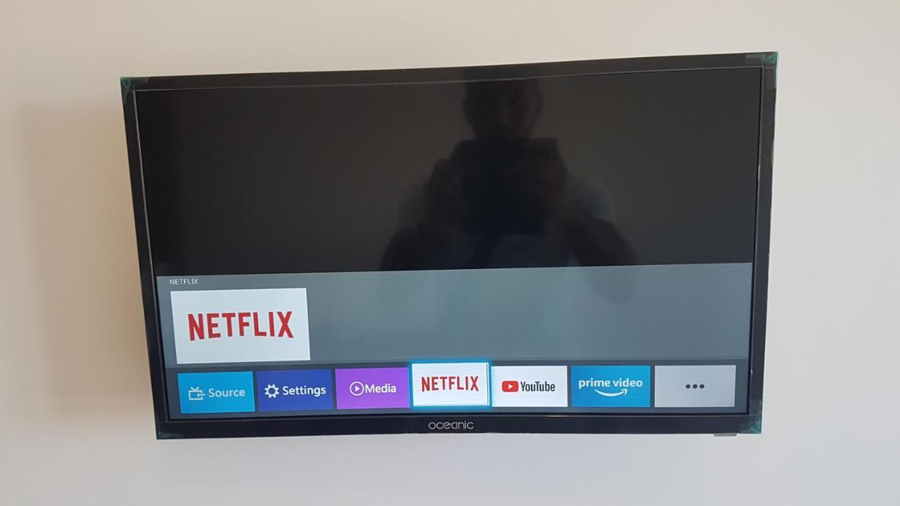 Seaside Tram Haven: Budget-friendly With Kitchen And Views Nice