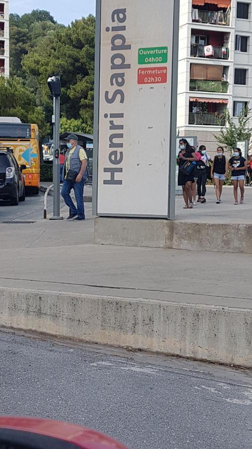 Seaside Tram Haven: Budget-friendly With Kitchen And Views Bed & Breakfast Nice