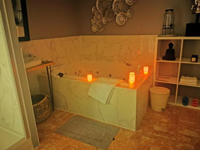 Privatif Sauna Jaccuzi