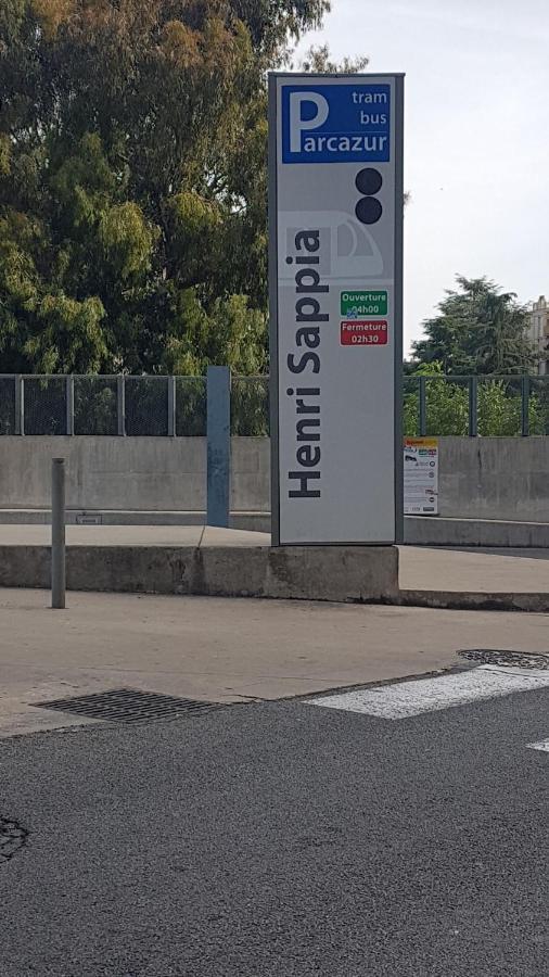 Seaside Tram Haven: Budget-friendly With Kitchen And Views Bed & Breakfast