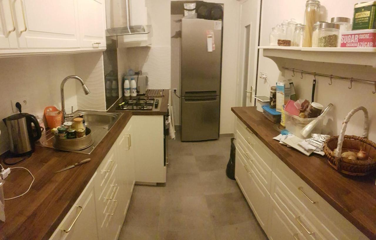 Appartement Parking Gratuit A Cote Appartement 2 Chambres 47M2 Climatise A Cote Aeroport-Tram Sur Place-Plage 6 Min-Centre Ville 16 Min Avec Tram-Free Parking, 47M2 Apartment 2 Rooms,Air-Conditioned Next To The Airport- Tram On Spot- 6 Min Beach- 16Min Center *