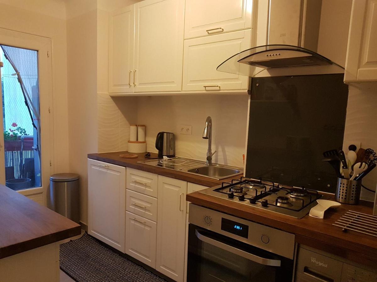 Appartement Parking Gratuit A Cote Appartement 2 Chambres 47M2 Climatise A Cote Aeroport-Tram Sur Place-Plage 6 Min-Centre Ville 16 Min Avec Tram-Free Parking, 47M2 Apartment 2 Rooms,Air-Conditioned Next To The Airport- Tram On Spot- 6 Min Beach- 16Min Center