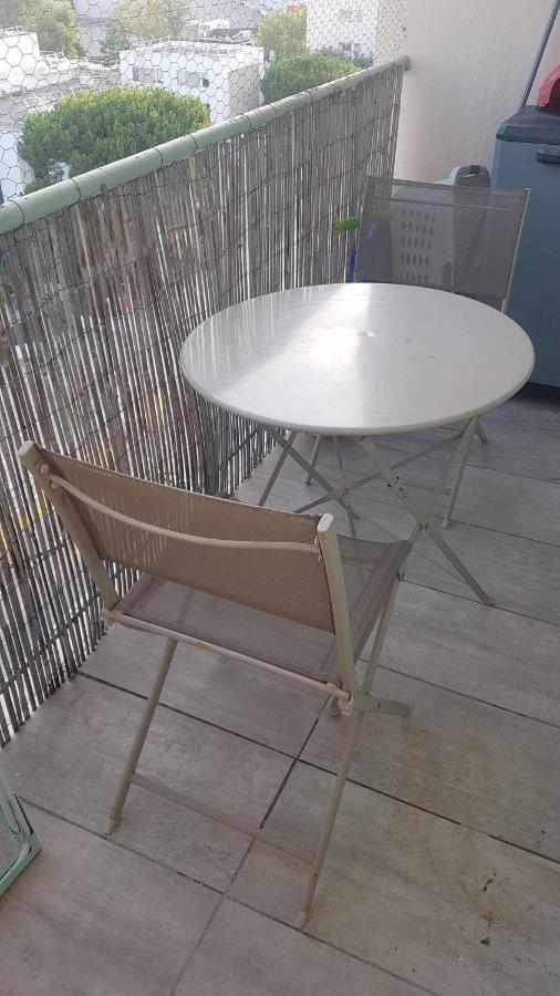 Parking Gratuit A Cote Appartement 2 Chambres 47M2 Climatise A Cote Aeroport-Tram Sur Place-Plage 6 Min-Centre Ville 16 Min Avec Tram-Free Parking, 47M2 Apartment 2 Rooms,Air-Conditioned Next To The Airport- Tram On Spot- 6 Min Beach- 16Min Center *