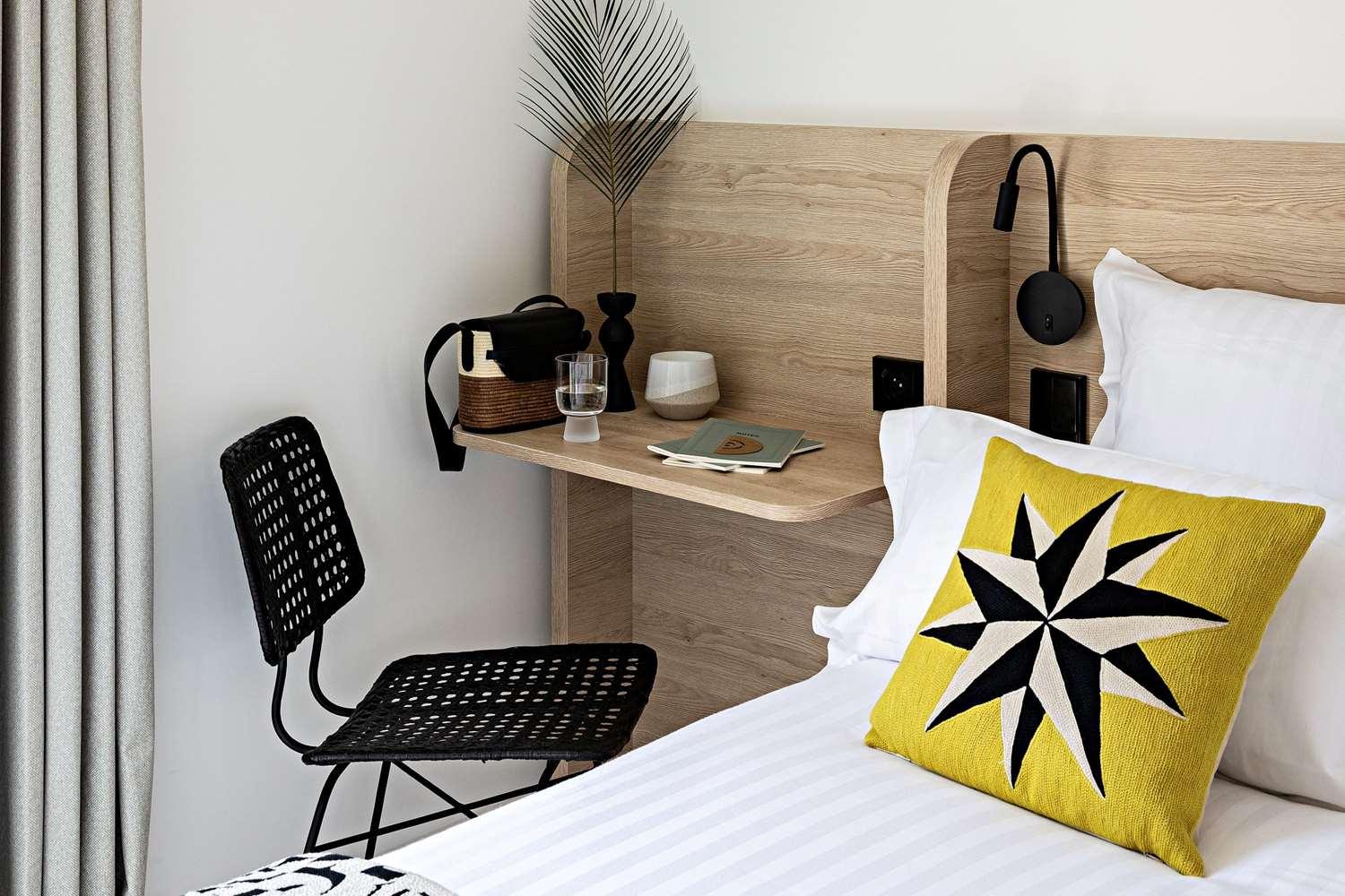 Le Riviera Collection, Signature Collection By Western