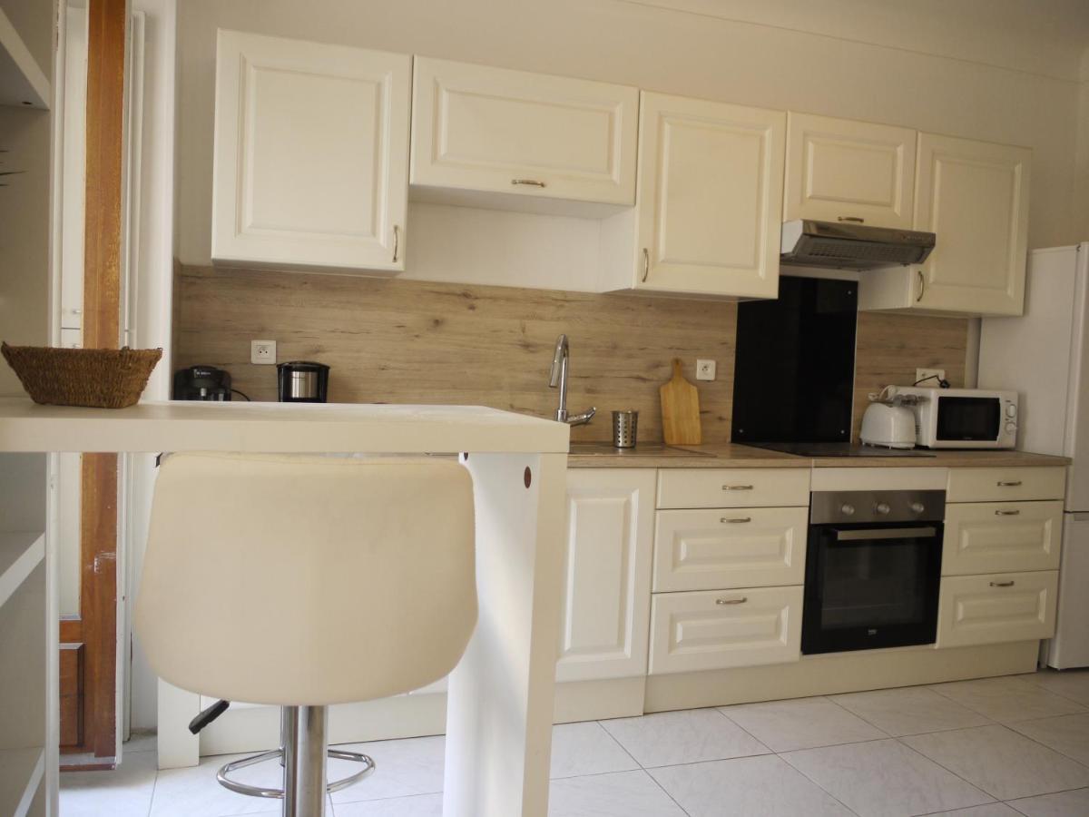 - A Modern Flat In Nice