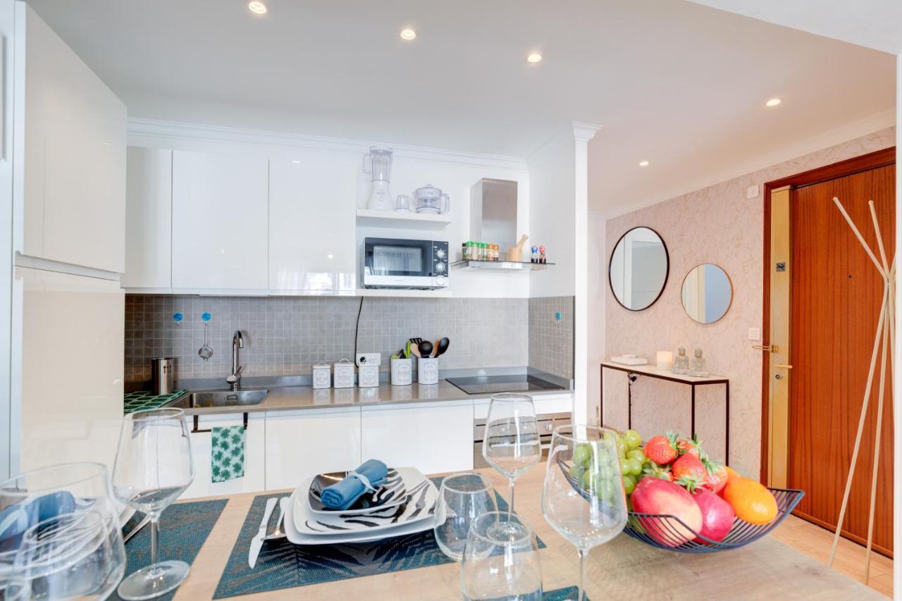 Apartment Friendly & Designed In The Golden Square *