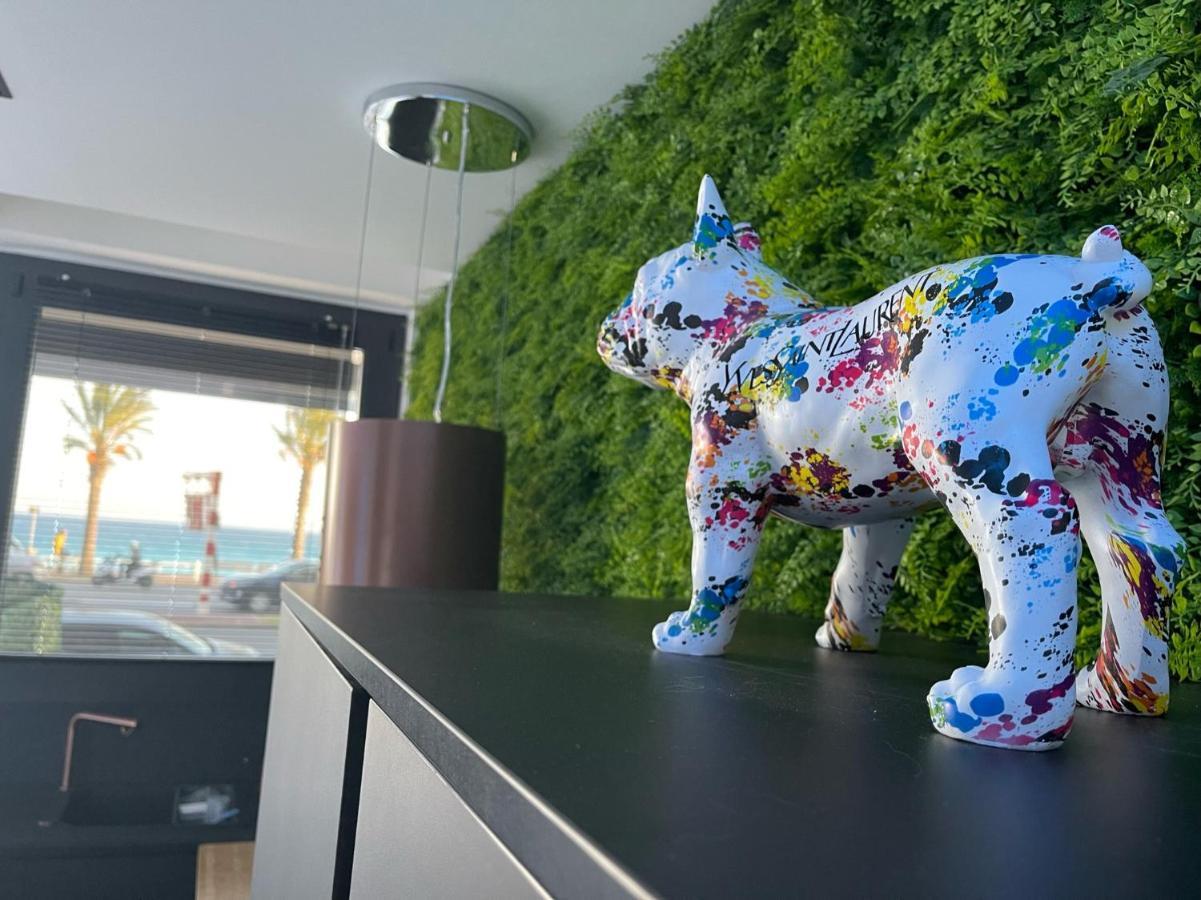 Luxury Garden Jacuzzi Promenade