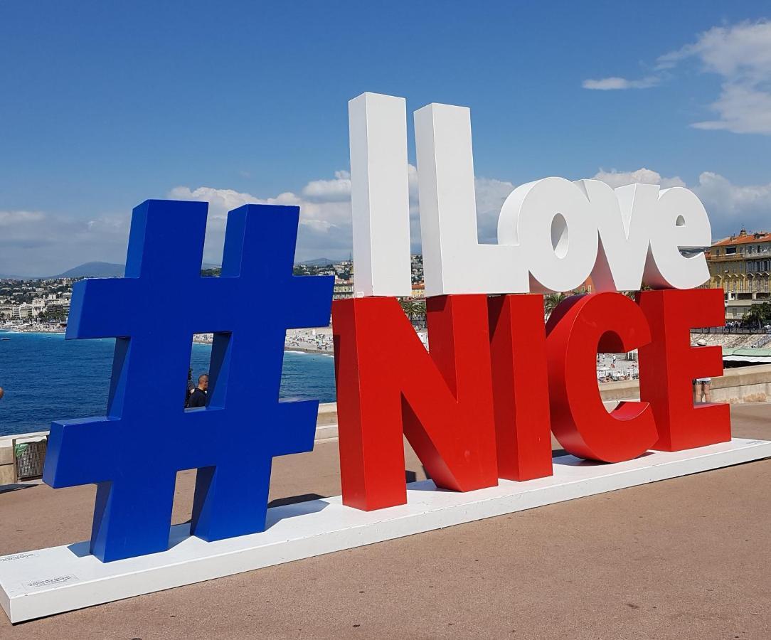 From 1882, Romantic Flat, In The Golden Square Apartment Nice